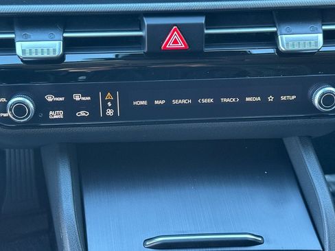 New 2026 Kia Sportage LX image 21