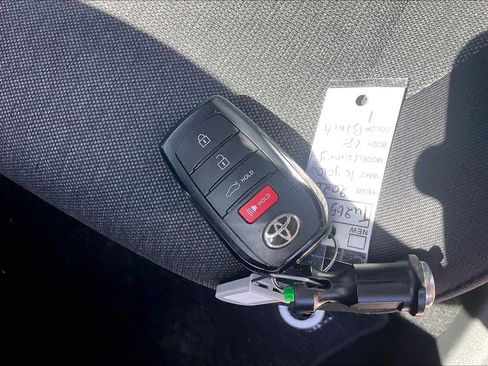 Used 2026 Toyota Camry LE FWD image 14