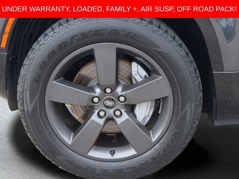 Used 2023 Land Rover Defender 110 X-Dynamic SE AWD/4WD image 28