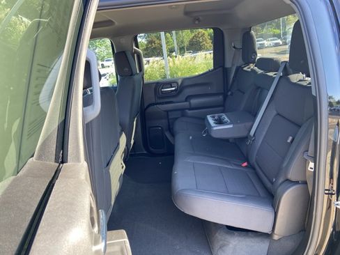 Used 2024 Chevrolet Silverado 1500 Custom Trail Boss AWD/4WD image 16