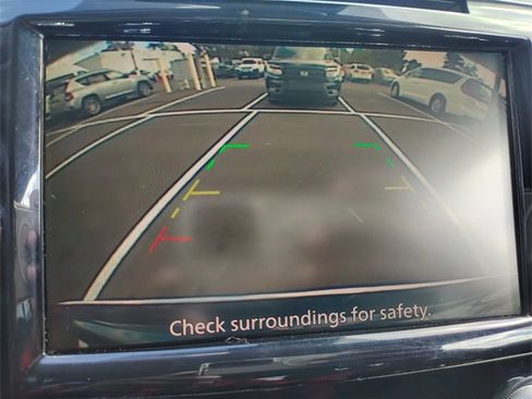 Used 2020 Nissan Murano SV image 3