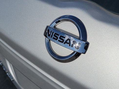 Used 2020 Nissan Kicks S FWD image 7