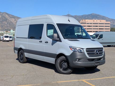New 2025 Mercedes-Benz Sprinter 2500 image 16