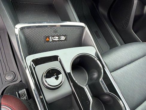 New 2027 Chevrolet Equinox RS w/ Safety and Technology Package FWD image 25