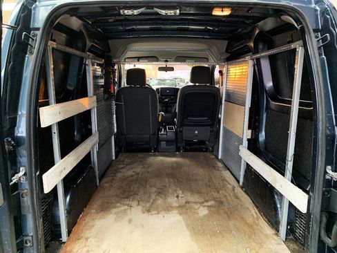 Used 2016 Nissan NV200 S image 6