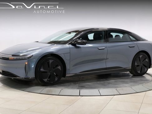 Used 2024 Lucid Air Touring image 1