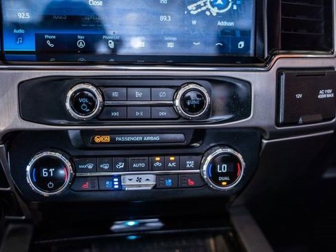 Used 2022 Ford F450 Platinum w/ FX4 Off-Road Package image 24