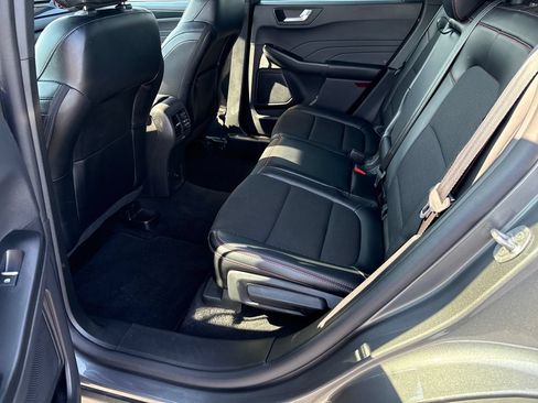 Used 2025 Ford Escape ST-Line Select AWD/4WD image 18
