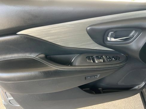 Used 2017 Nissan Murano Platinum w/ Platinum Technology Package AWD/4WD image 7