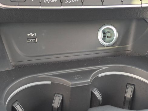 Used 2018 Audi A4 2.0T Ultra Premium image 31