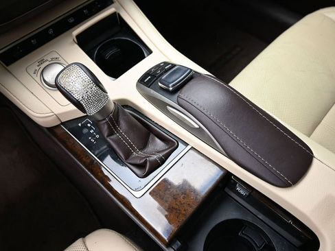 Used 2017 Lexus ES 350 w/ Luxury Package FWD image 29