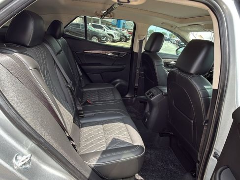 Used 2023 Buick Envision Avenir AWD/4WD image 25