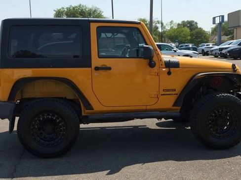 Used 2012 Jeep Wrangler Sport AWD/4WD image 11
