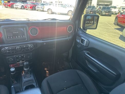 Used 2021 Jeep Wrangler Unlimited Rubicon image 20