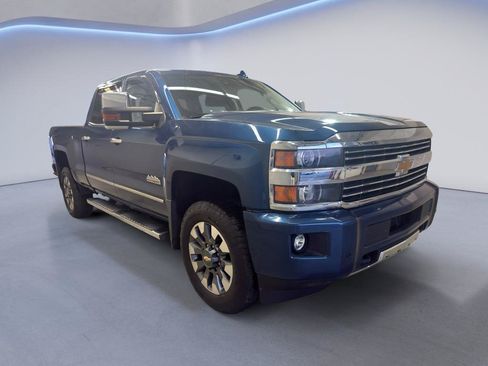 Used 2017 Chevrolet Silverado 2500 High Country AWD/4WD image 1