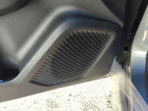 New 2026 Chevrolet Equinox EV LT image 23