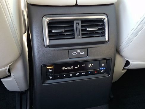 Used 2024 MAZDA CX-90 3.3 Turbo S w/ Premium Plus image 13