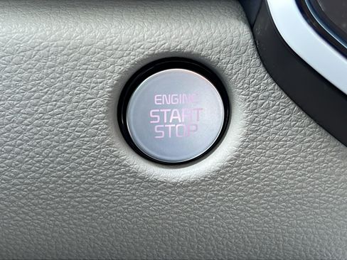 New 2026 Kia Carnival EX FWD image 26