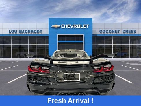 Used 2025 Chevrolet Corvette Z06 w/ Stealth Interior Trim Package RWD image 7