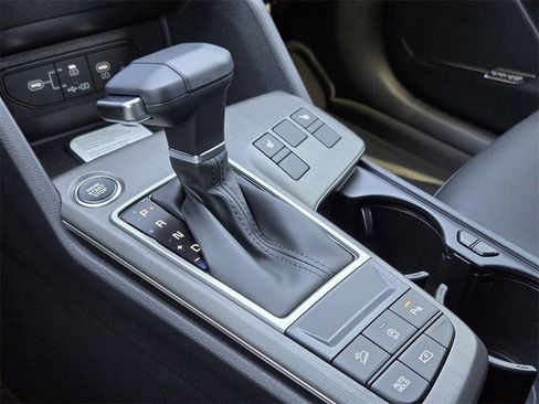 New 2026 Kia Sportage X-Line w/ X-Line Technology Package AWD/4WD image 17