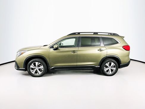 Used 2025 Subaru Ascent Premium image 4