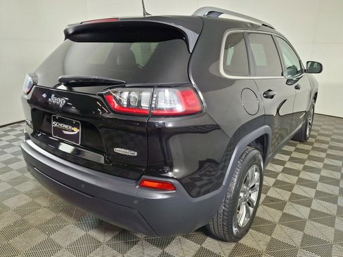 Used 2019 Jeep Cherokee Latitude Plus w/ Cold Weather Group image 5