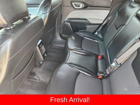 Used 2023 Jeep Compass Latitude AWD/4WD image 39