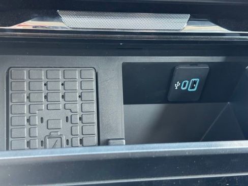 New 2025 Ford F350 Lariat w/ Lariat Ultimate Package image 35