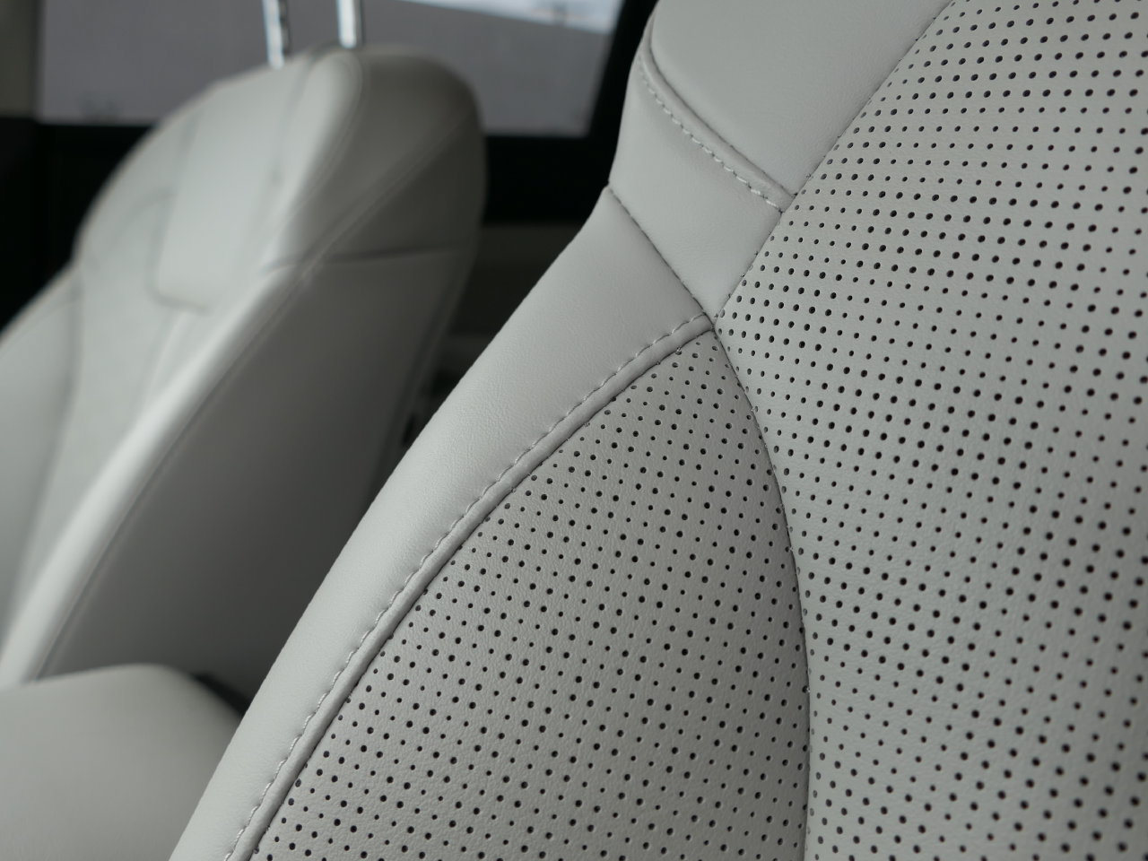 Certified 2026 Kia Sorento S FWD image 12
