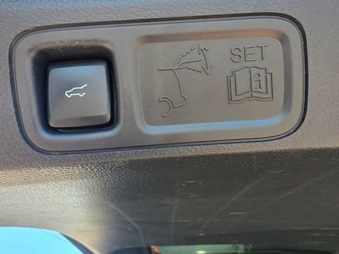 Used 2024 Ford Expedition Max XLT AWD/4WD image 14