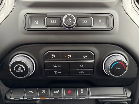 Used 2023 Chevrolet Silverado 1500 Custom w/ Rally Edition image 18