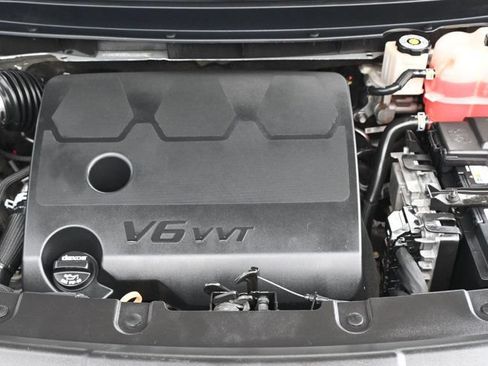 Used 2019 Chevrolet Traverse LS w/ LPO, Blackout Package FWD image 21