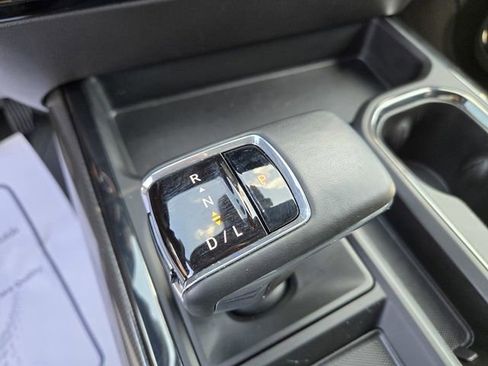 Used 2025 Chevrolet Silverado 1500 ZR2 w/ Technology Package image 26