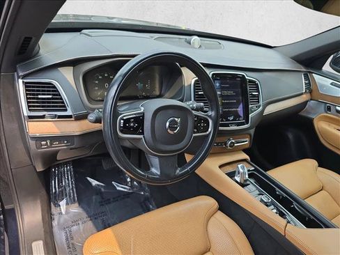 Used 2017 Volvo XC90 T8 Inscription w/ Vision Package AWD/4WD image 14