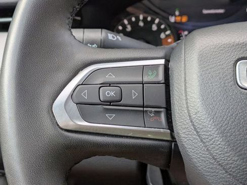 Used 2024 Jeep Compass Limited image 26