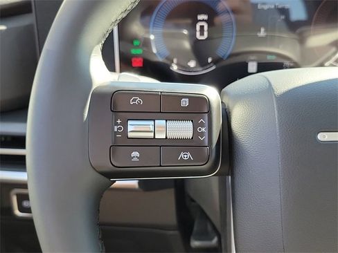 New 2026 Hyundai Santa Fe SE image 5