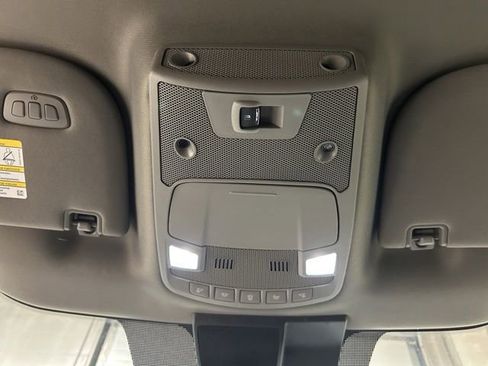 Used 2020 Ford F150 Lariat w/ Equipment Group 502A Luxury AWD/4WD image 3