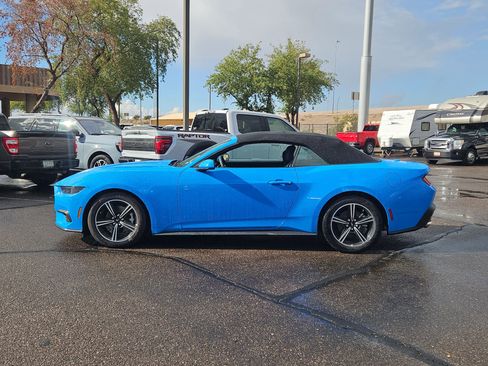 New 2025 Ford Mustang Convertible image 4