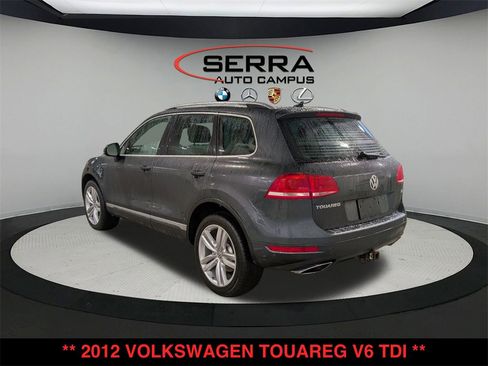 Used 2012 Volkswagen Touareg Sport image 5