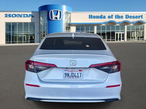 Used 2024 Honda Civic EX image 5
