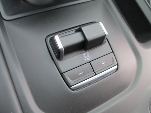 New 2026 GMC Sierra 1500 AT4X image 18