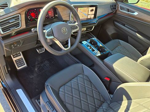 New 2026 Volkswagen Atlas SEL Premium R-Line AWD/4WD image 9