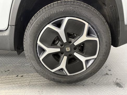 Used 2023 Rivian R1T Adventure image 7