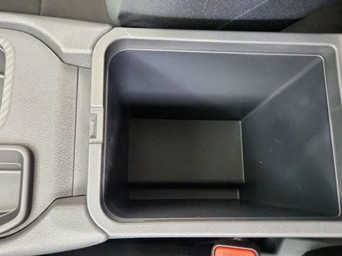 Used 2025 Nissan Sentra S image 48