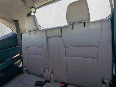 Used 2017 Honda Pilot EX-L image 19