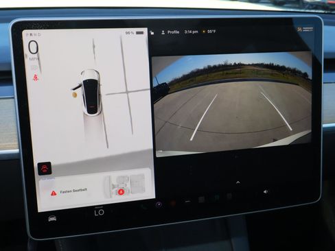 Used 2023 Tesla Model Y Long Range image 20