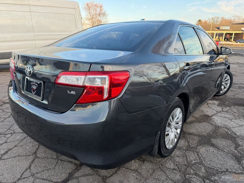 Used 2012 Toyota Camry LE image 24