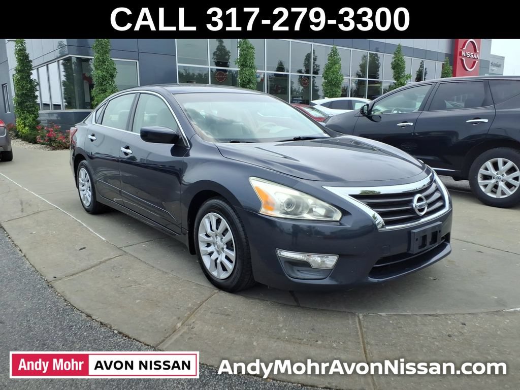 Used 2013 Nissan Altima 2.5 S FWD image 2