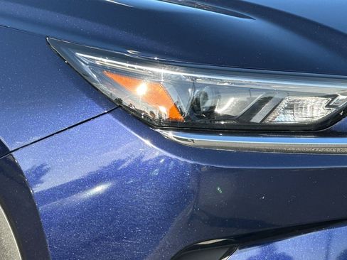 Used 2025 Toyota Grand Highlander FWD image 11