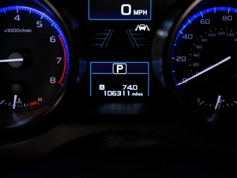Used 2017 Subaru Outback 2.5i Touring AWD/4WD image 18